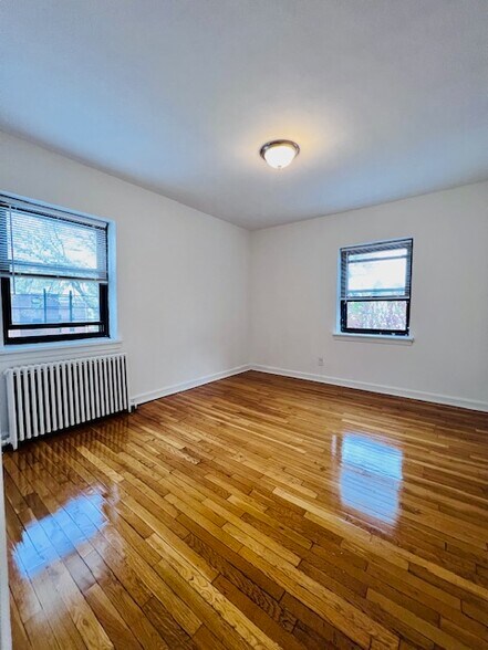 Building Photo - 150 Union Ave