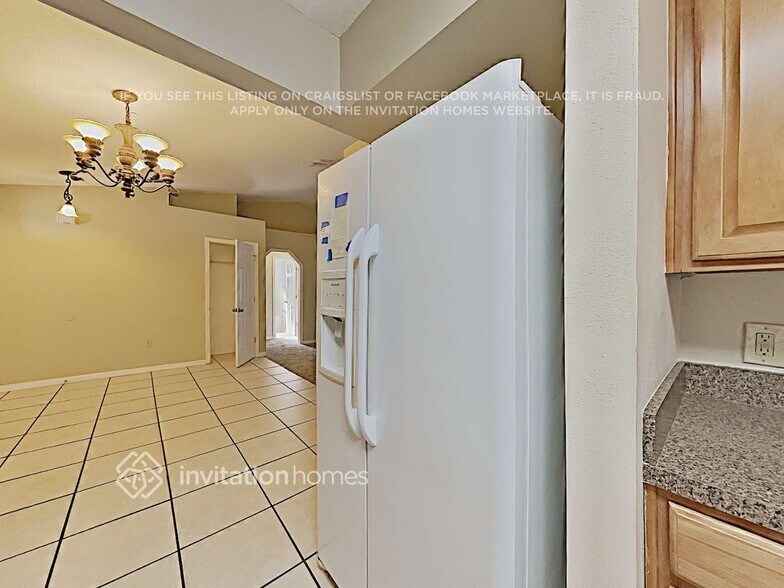 Building Photo - 1545 Reade Cir