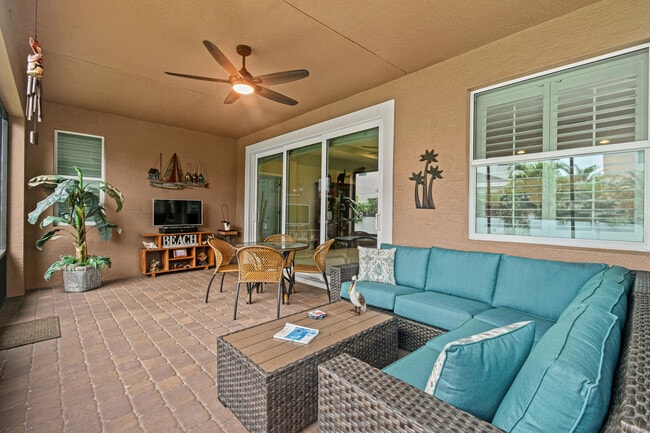 Building Photo - 1277 NW Leonardo Cir