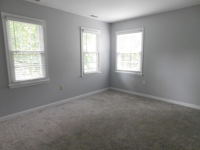 Building Photo - 1714 Abbot's Mill Way
