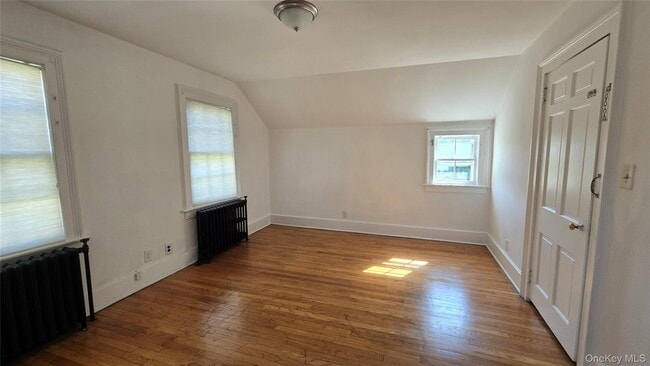 Building Photo - 98 S Hamilton St