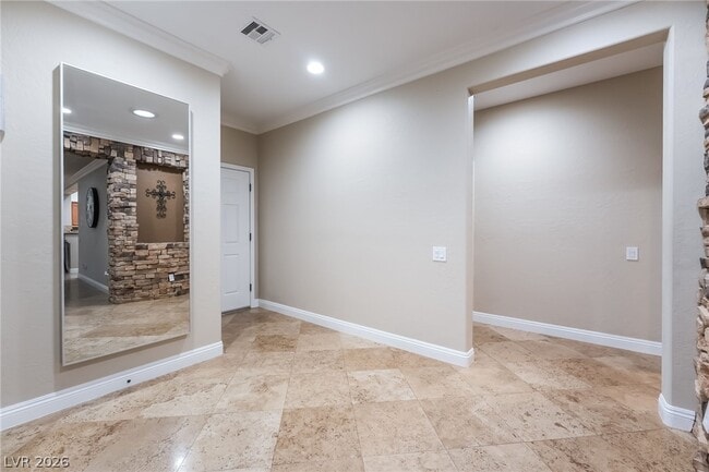 Building Photo - 2676 Lochleven Way
