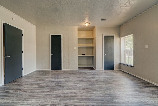 Building Photo - 3 Bed 1.5 Bath Norman