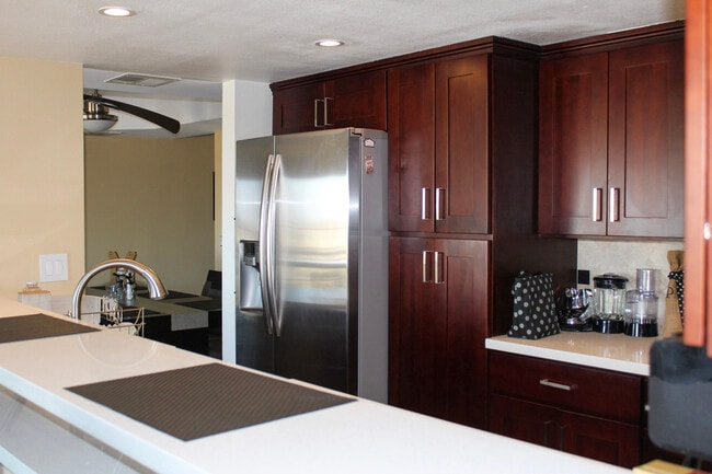 Building Photo - 4755 Templeton St