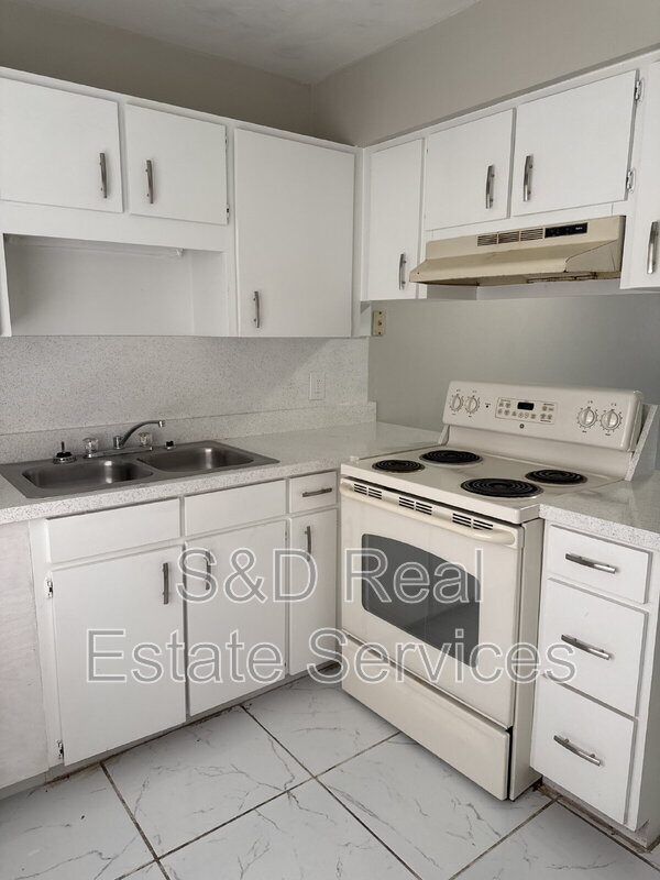 Building Photo - 3009 Allred Dr