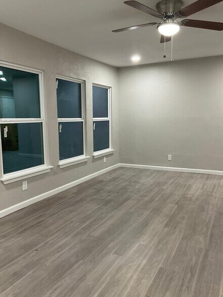 Building Photo - 4601 Harwen Terrace