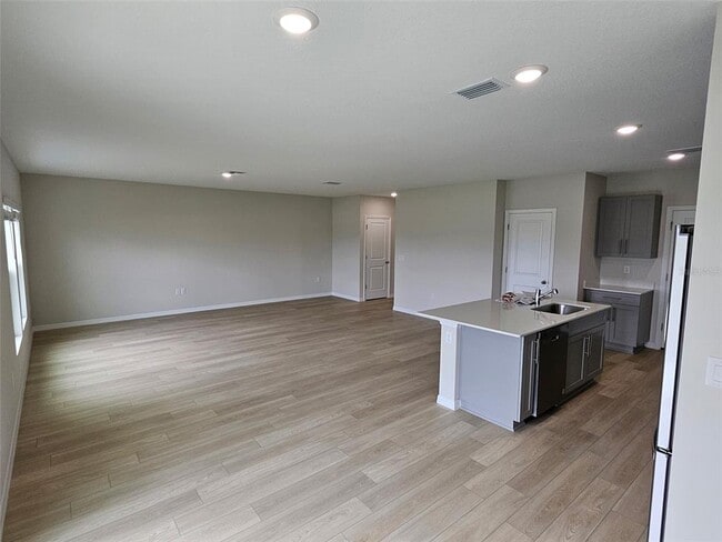 Building Photo - 37327 Sagemoor Dr