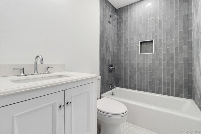 Building Photo - 91-93-93 Henry Ave