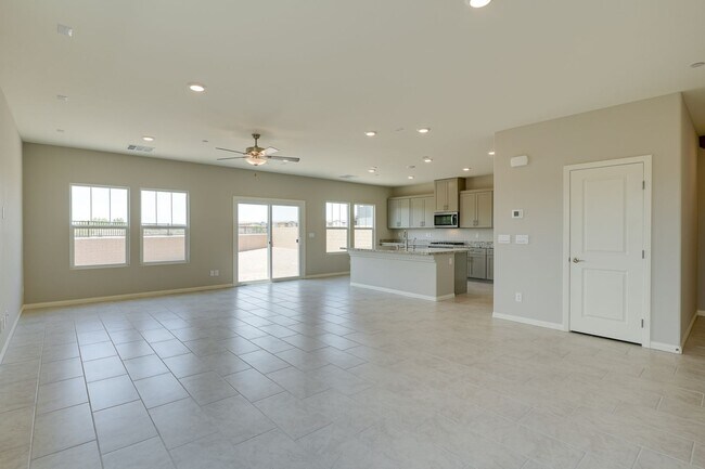 Building Photo - BEAUTIFUL 4BEDROOM 2.5 BATH HOME IN CADENCE * COMING SOON *