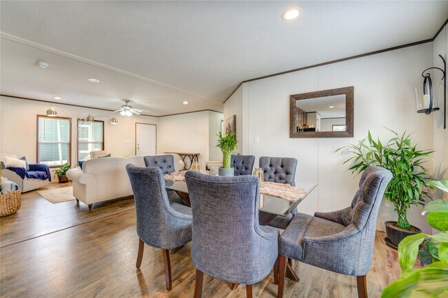 Building Photo - 17338 FM 1097