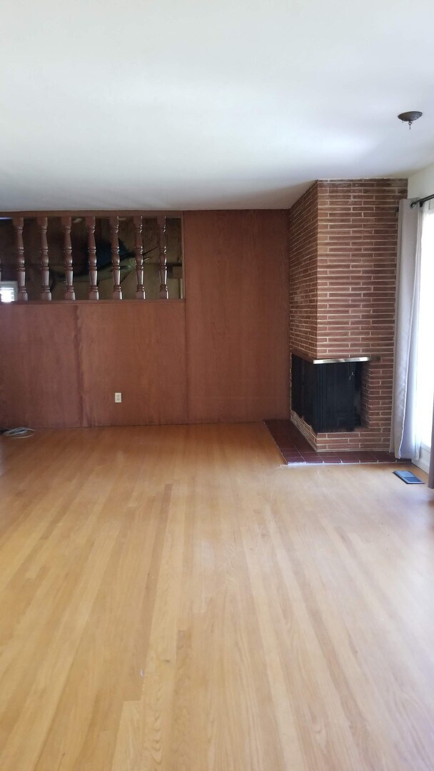 Building Photo - Move In Special: Central Roseville, Pool, Gardner Single Story Large Yard,  3 bedrooms, 2 baths, ...