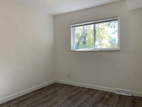 Building Photo - 3984 Brittany Cir