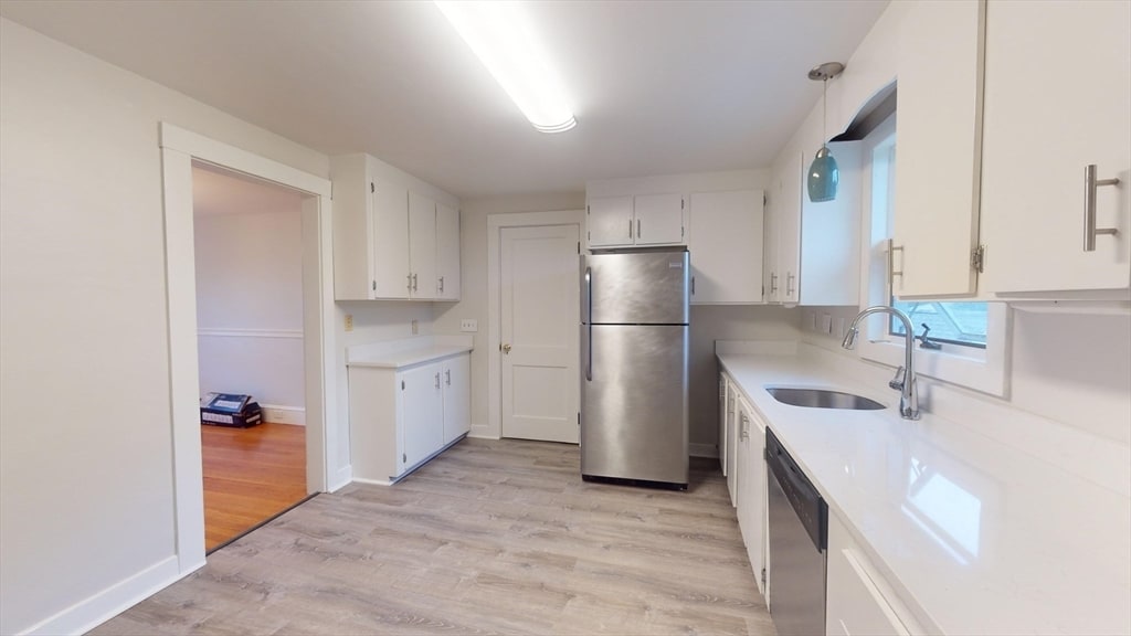 Building Photo - 59 Hillsdale Rd