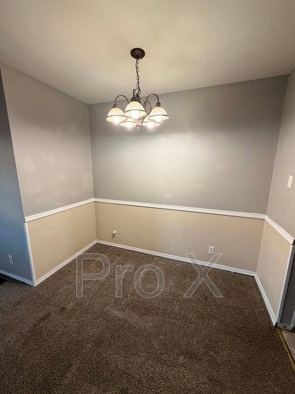 Building Photo - 4557 E Zora St