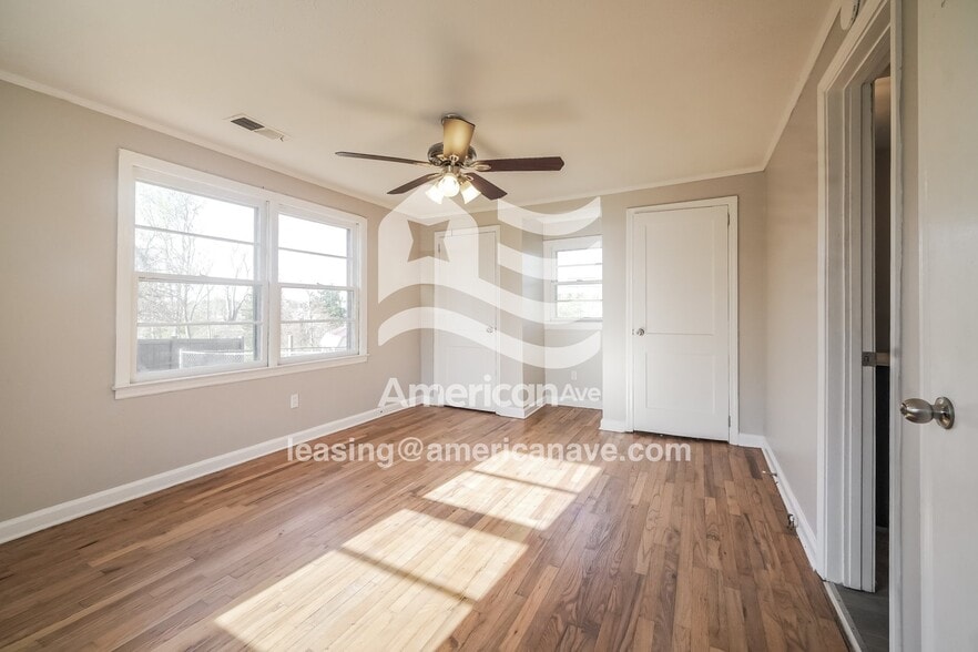 Building Photo - 20 Watson Dr