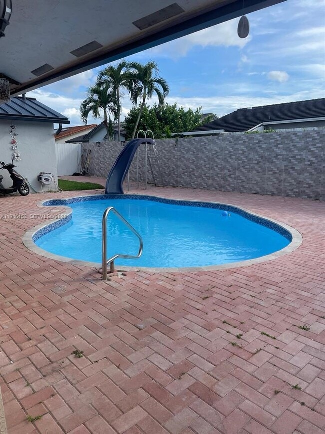 Building Photo - 14562 SW 172nd Ln