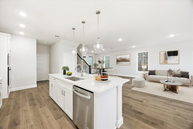 Building Photo - 1814 Waterwalk Dr