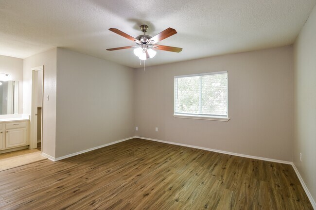 Building Photo - 12230 Villa Lea Ln