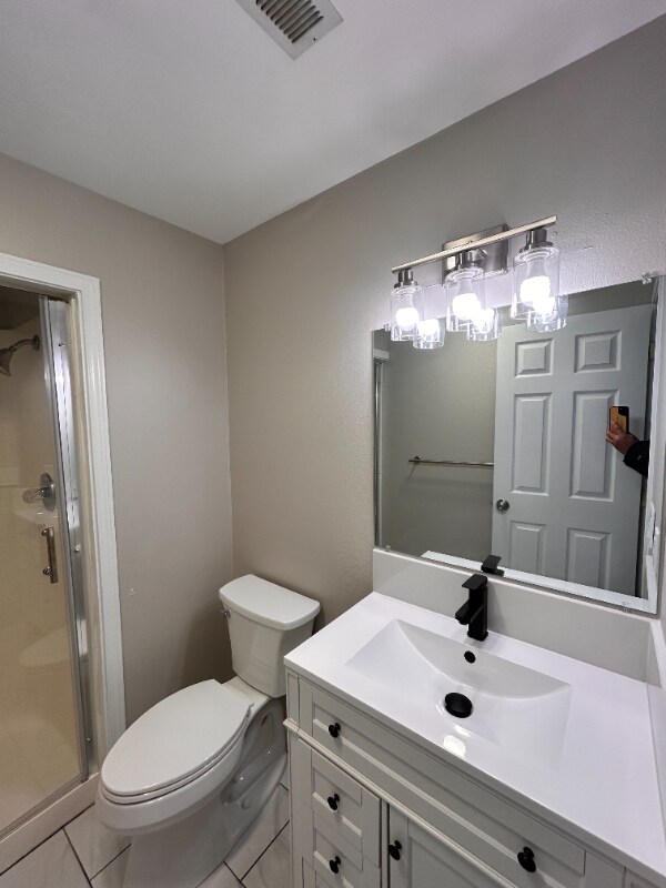 Building Photo - 6060 SW 170th Ave