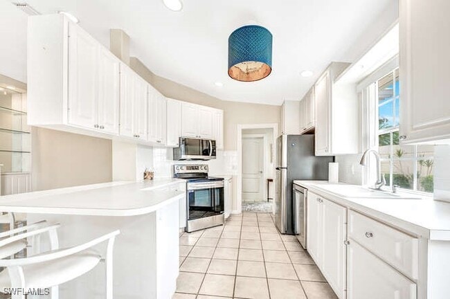 Building Photo - 4986 Ventura Ct