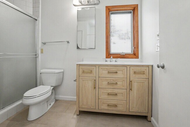 Building Photo - Charming 2 Bedroom Pacific Grove Home with Ocean Views