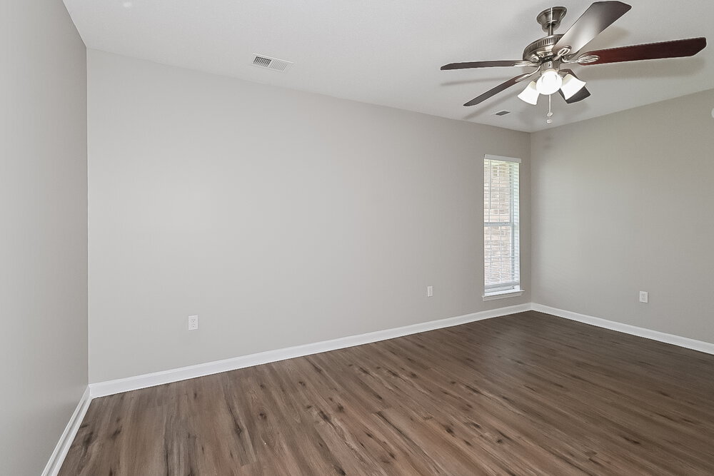 Building Photo - 10630 Pecan View Dr