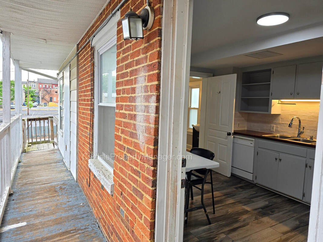 Building Photo - 46 S Bedford St