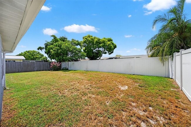 Building Photo - 7104 Castanea Dr