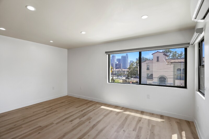 Building Photo - 1139 Bellevue Ave