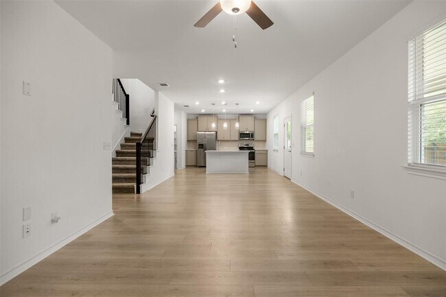 Building Photo - 301 Quarry Rock Cove