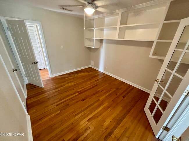 Building Photo - 1206 Buena Vista Blvd