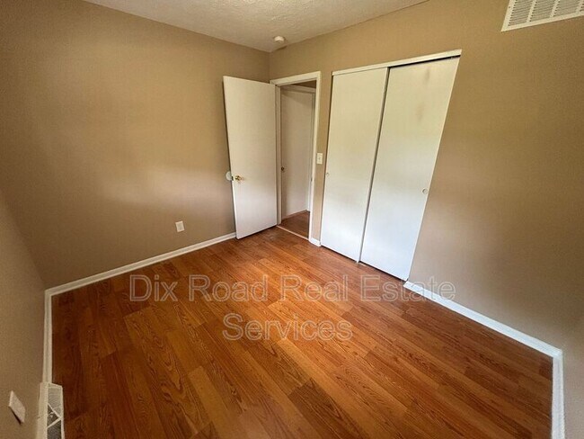 Building Photo - 1148 Blackwell Dr