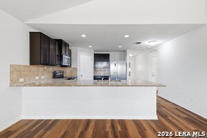 Building Photo - 2818 Davis Trce