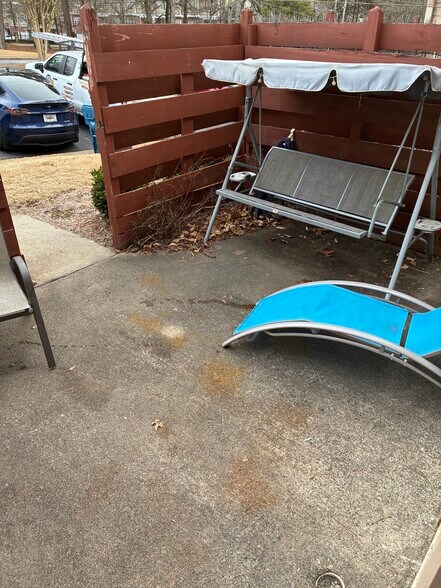 Building Photo - 579 Wedgewood Dr