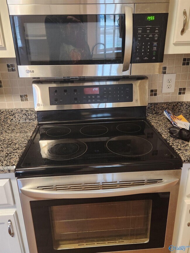 Building Photo - 106 Longleaf Ln