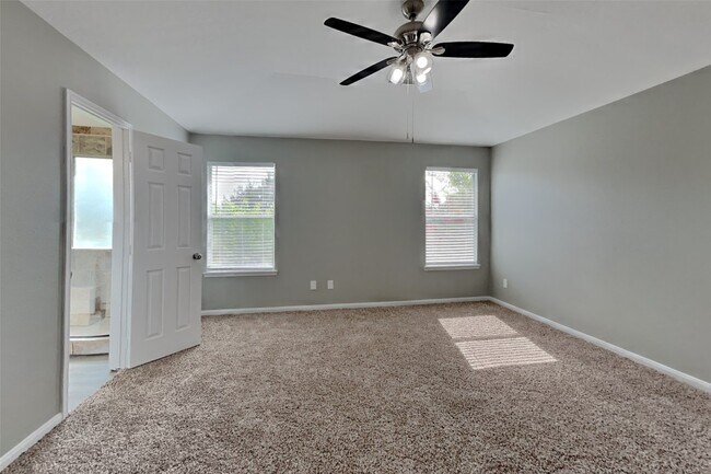 Building Photo - 3338 Painted Meadow Cir
