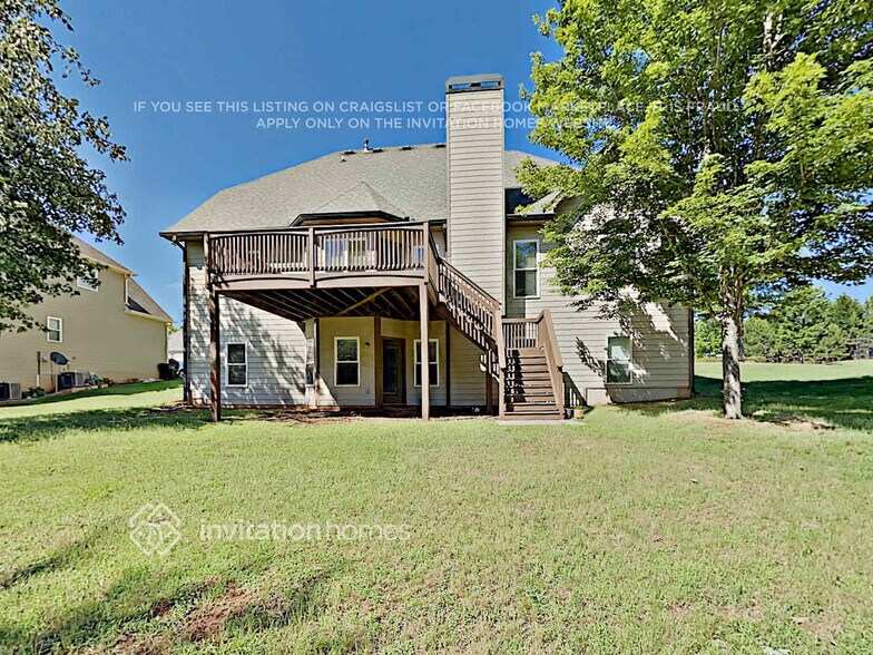 Building Photo - 4295 San Marco Way