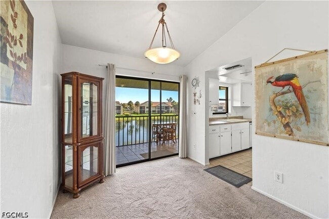 Building Photo - 8565 Charter Club Cir