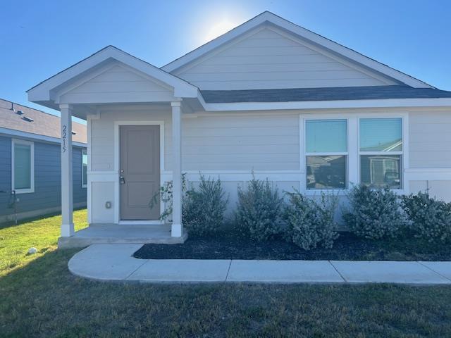 Building Photo - 2215 Cyclone Dr