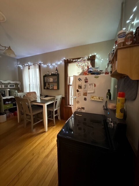 Building Photo - 15 Millbrook St