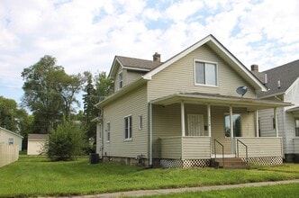 Building Photo - Charming 3 Bd/1Ba Home