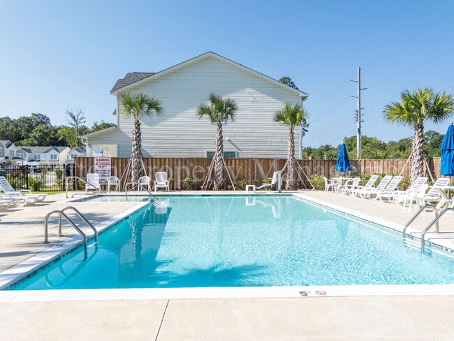 Building Photo - 9044 Laurel Bay Ln