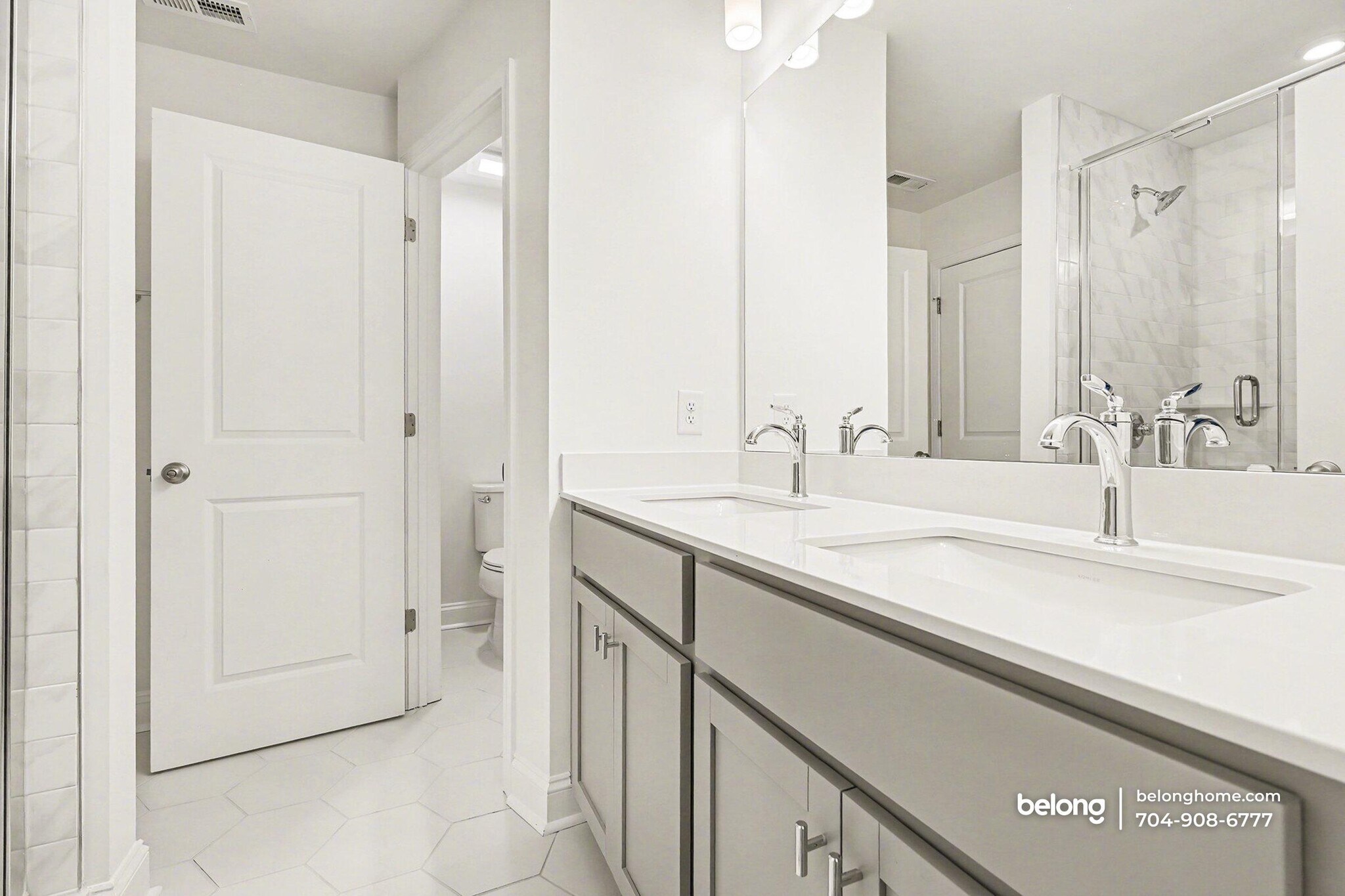 Building Photo - 2915 Herringbone Rd