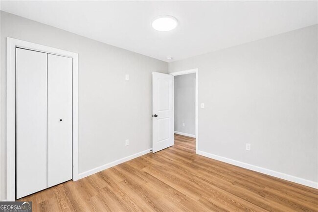 Building Photo - 1639 Bridgeport Dr NW