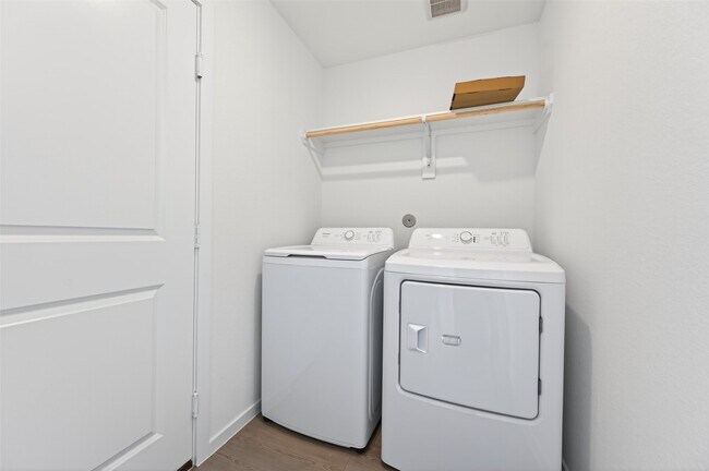 Building Photo - 26738 Cascade Sunrise St