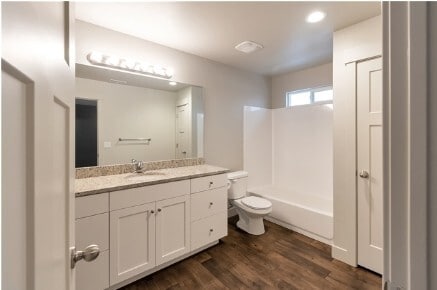 Building Photo - 569 S 120 E