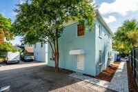 Building Photo - 13 Norman St