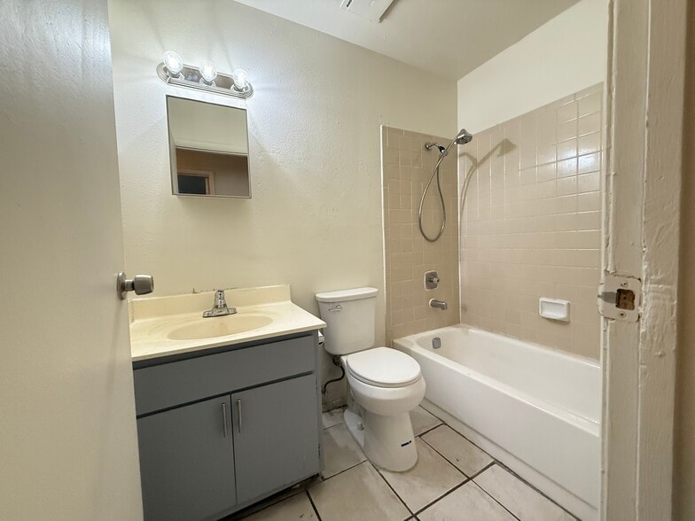 Building Photo - 4185 Solteros St