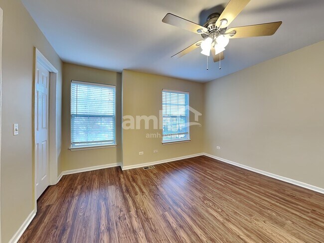 Building Photo - 2611 Sierra Ave