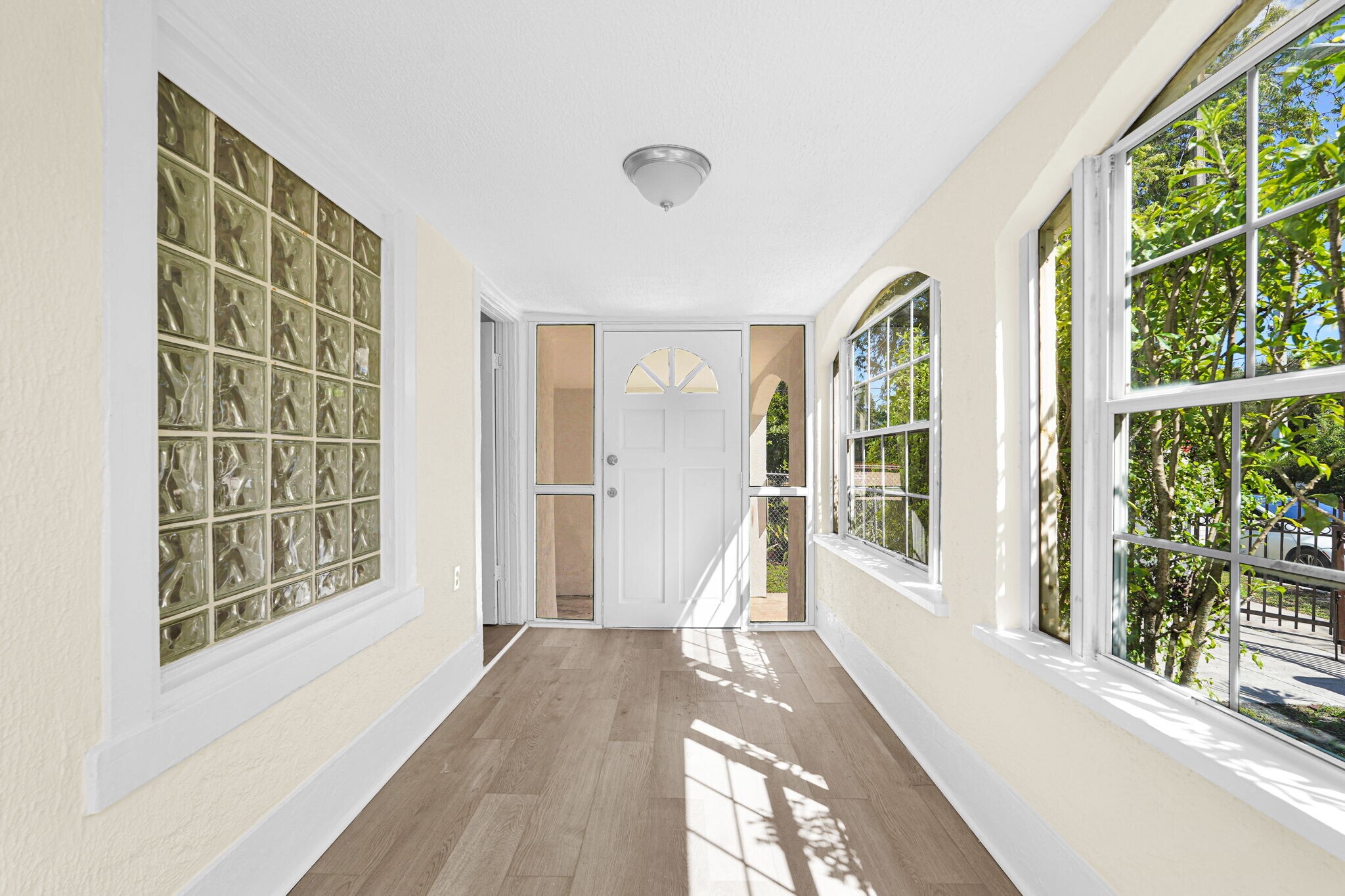 Building Photo - 511 NW 44th St